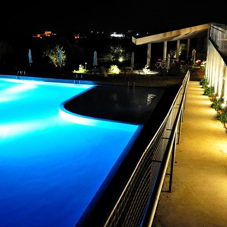 Leivatho Hotel Svoronata Ngoại thất bức ảnh