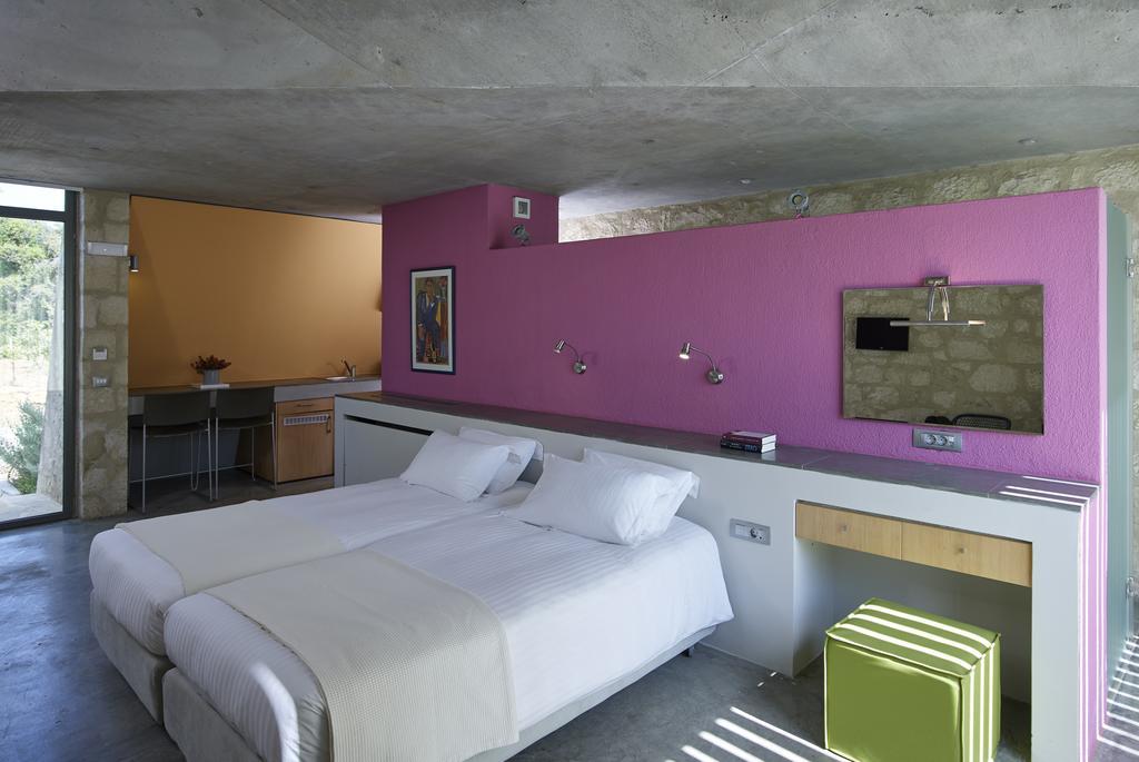 Leivatho Hotel Svoronata Ngoại thất bức ảnh
