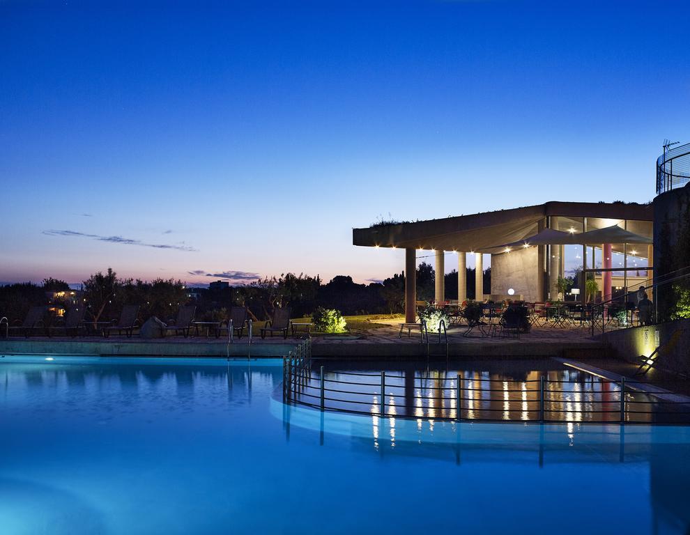 Leivatho Hotel Svoronata Ngoại thất bức ảnh